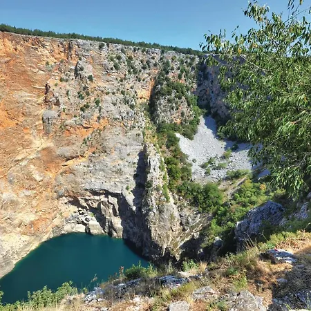 Amazing In Apartment Imotski